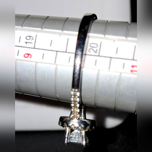 SOLITARE ENGAGEMENT RING Sz 10 - Picture 10 of 10